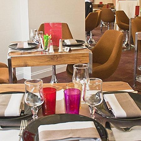 Logis Hotel De France Restaurant Le Lucullus Montmorillon Zewnętrze zdjęcie