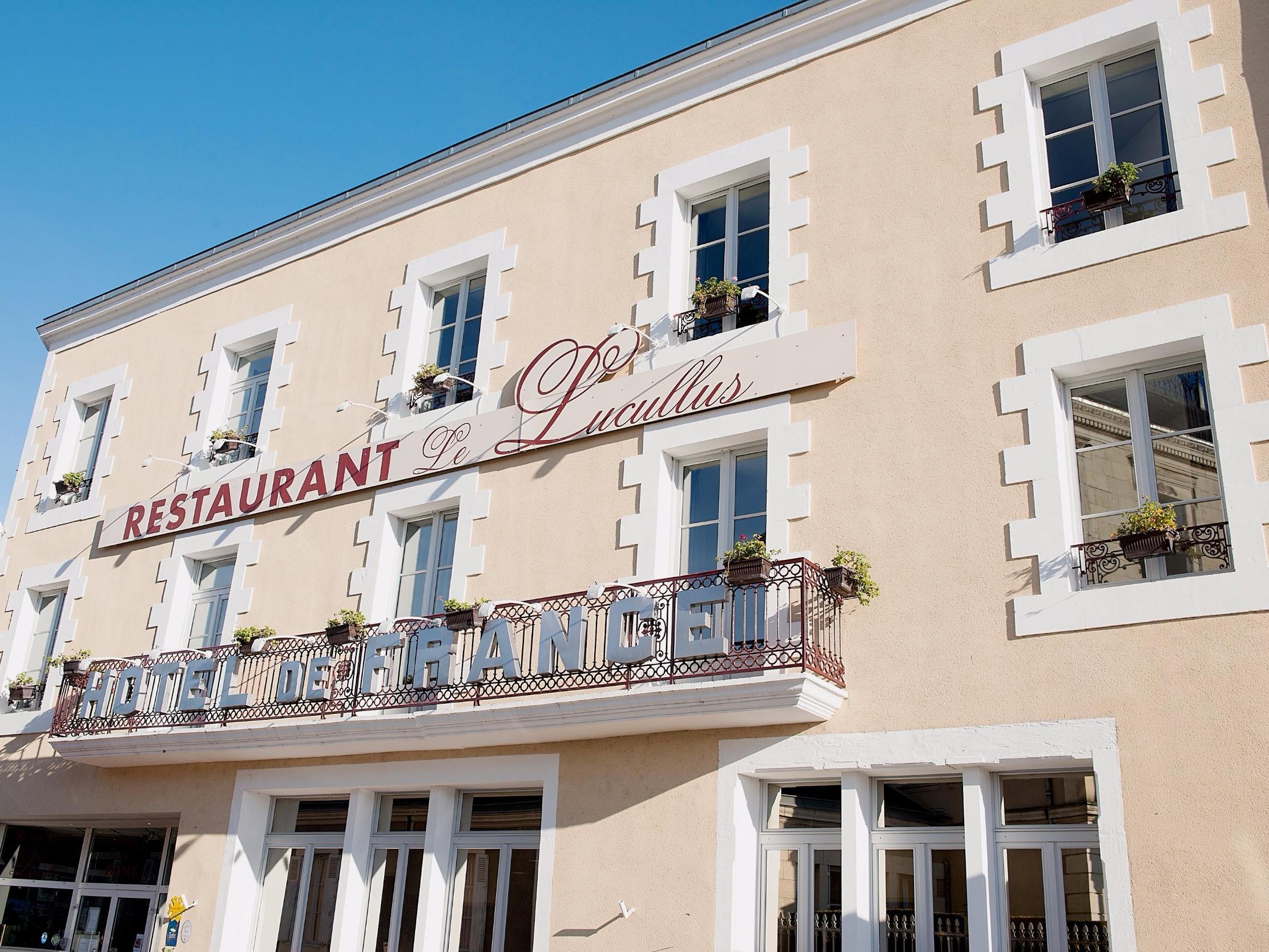 Logis Hotel De France Restaurant Le Lucullus Montmorillon Zewnętrze zdjęcie