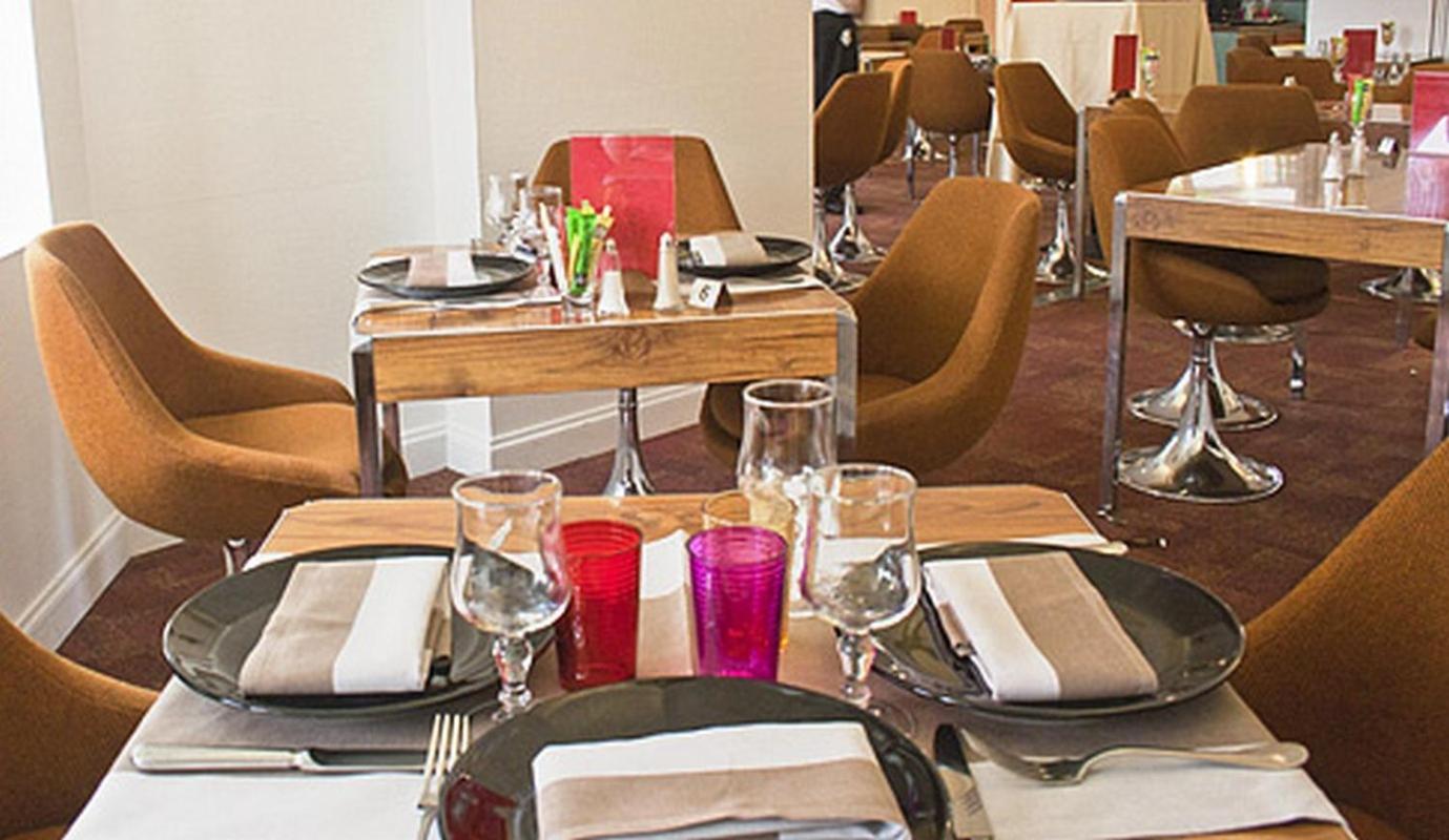 Logis Hotel De France Restaurant Le Lucullus Montmorillon Zewnętrze zdjęcie